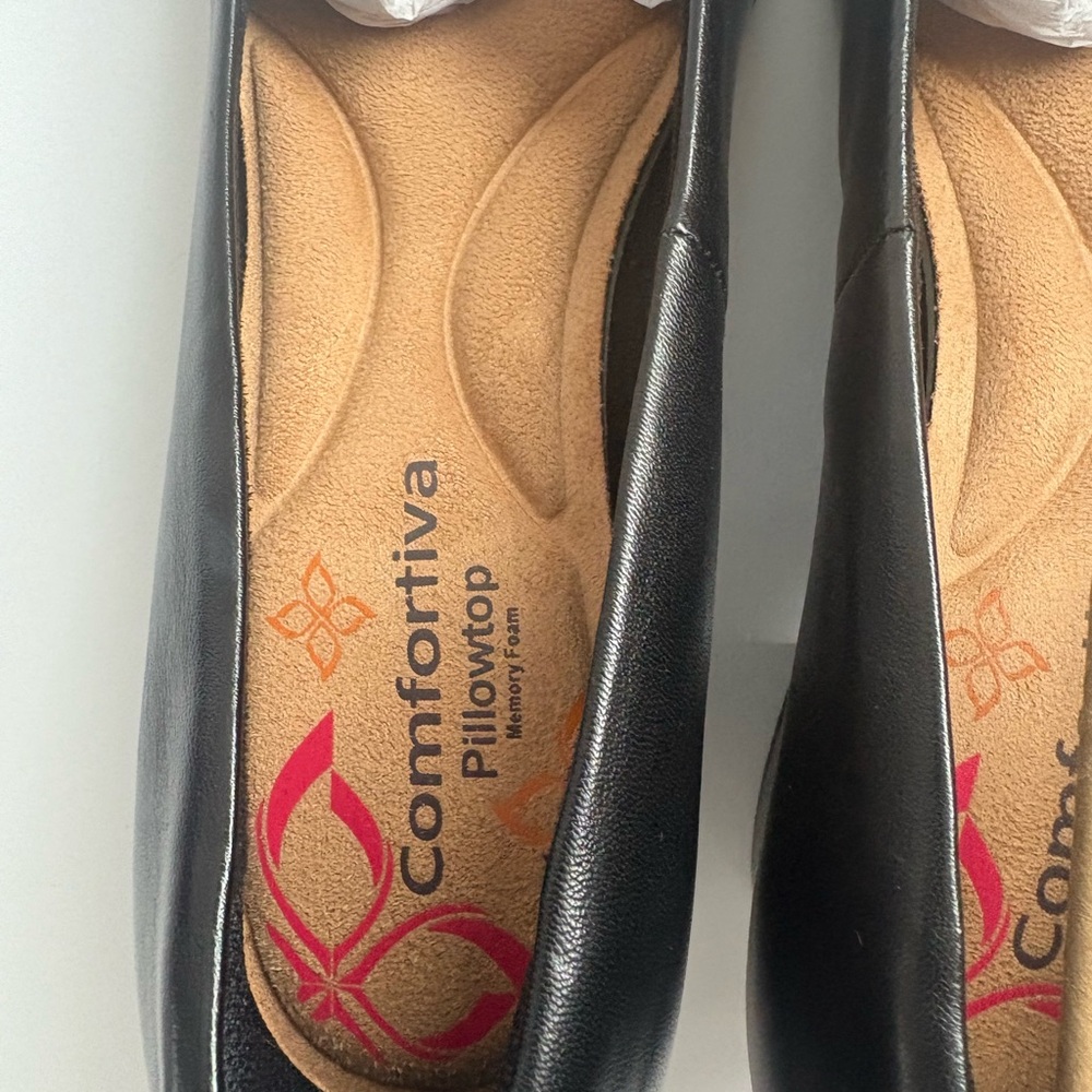Comfortiva Black Leather Comfort Pumps Heels 7 M 38 Euro NIB - Picture 6 of 10
